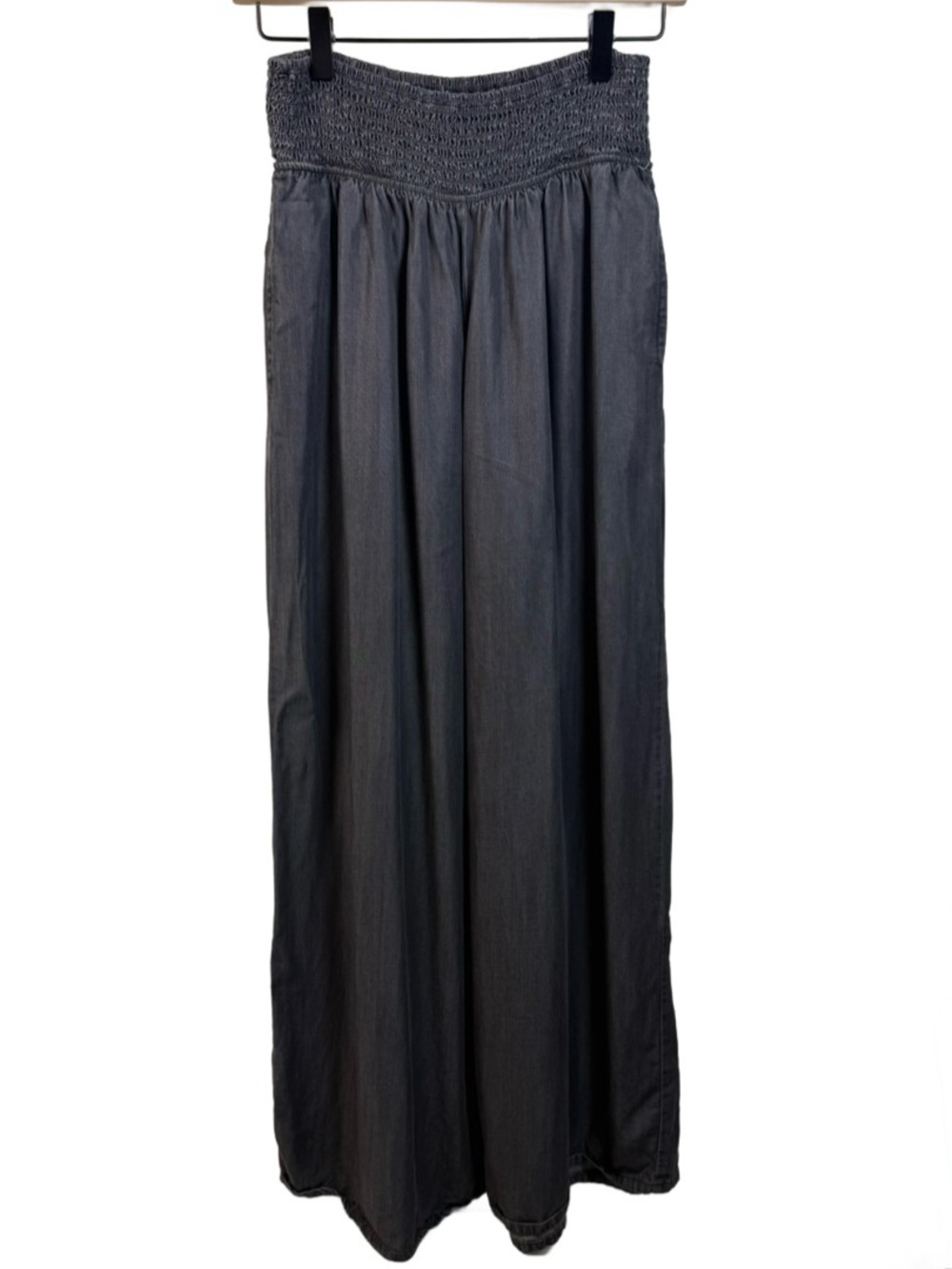Coco + jaimeson Smocked-Waist wide leg pull on pants